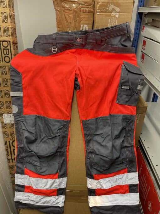 Työhousut koko d116 oranssit