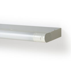 Yleisvalaisin AVR66 - IP44 T8 15W